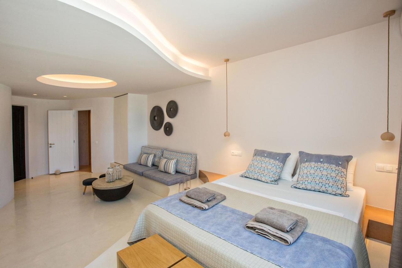 Unforgettable Tinos Complex