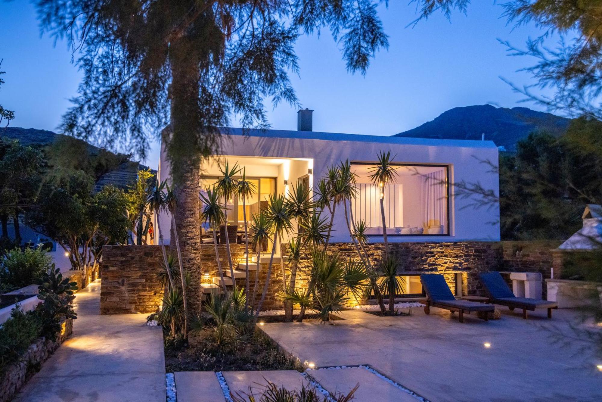 Unforgettable Tinos Complex Apartment *