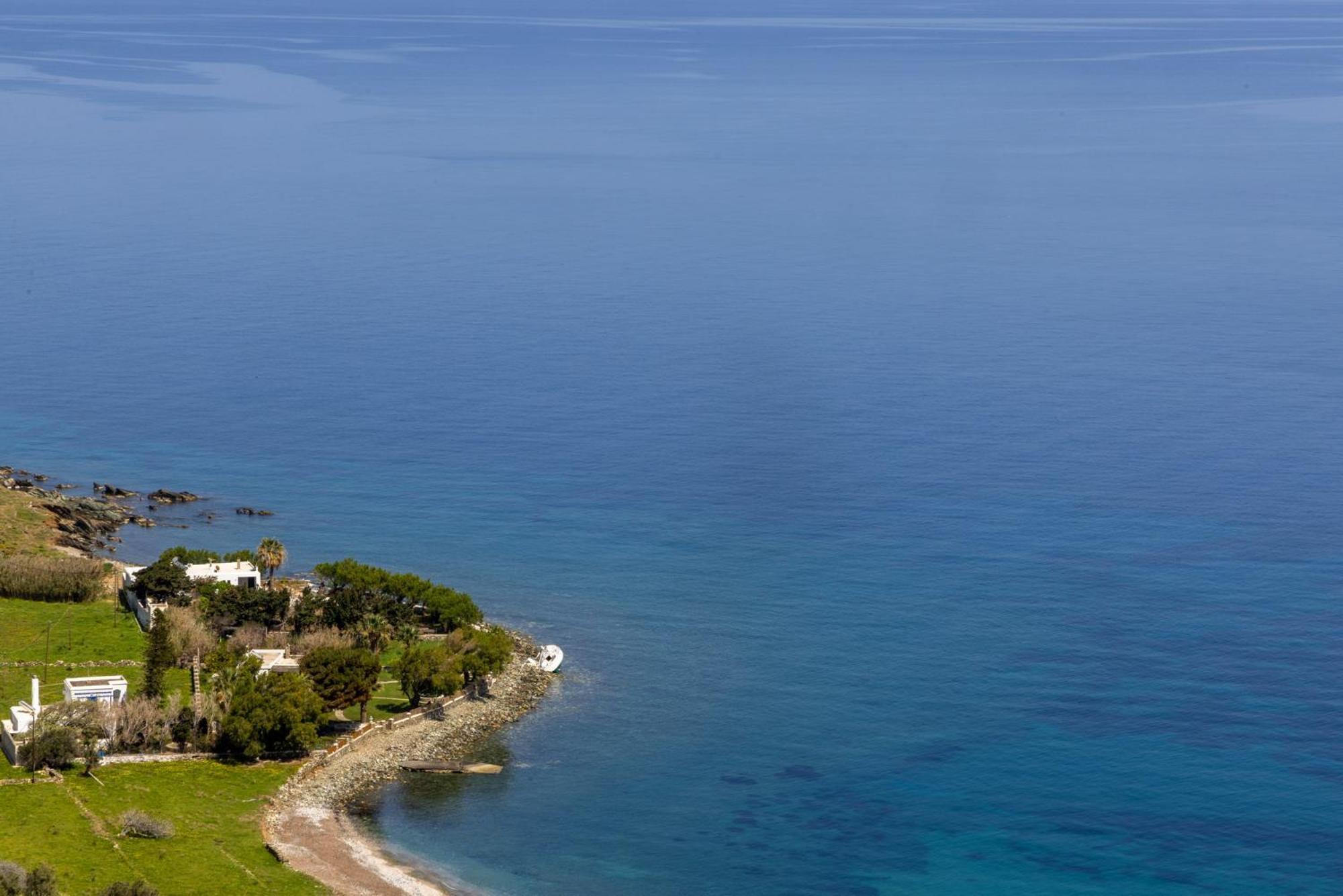 Unforgettable Tinos Complex Apartment
