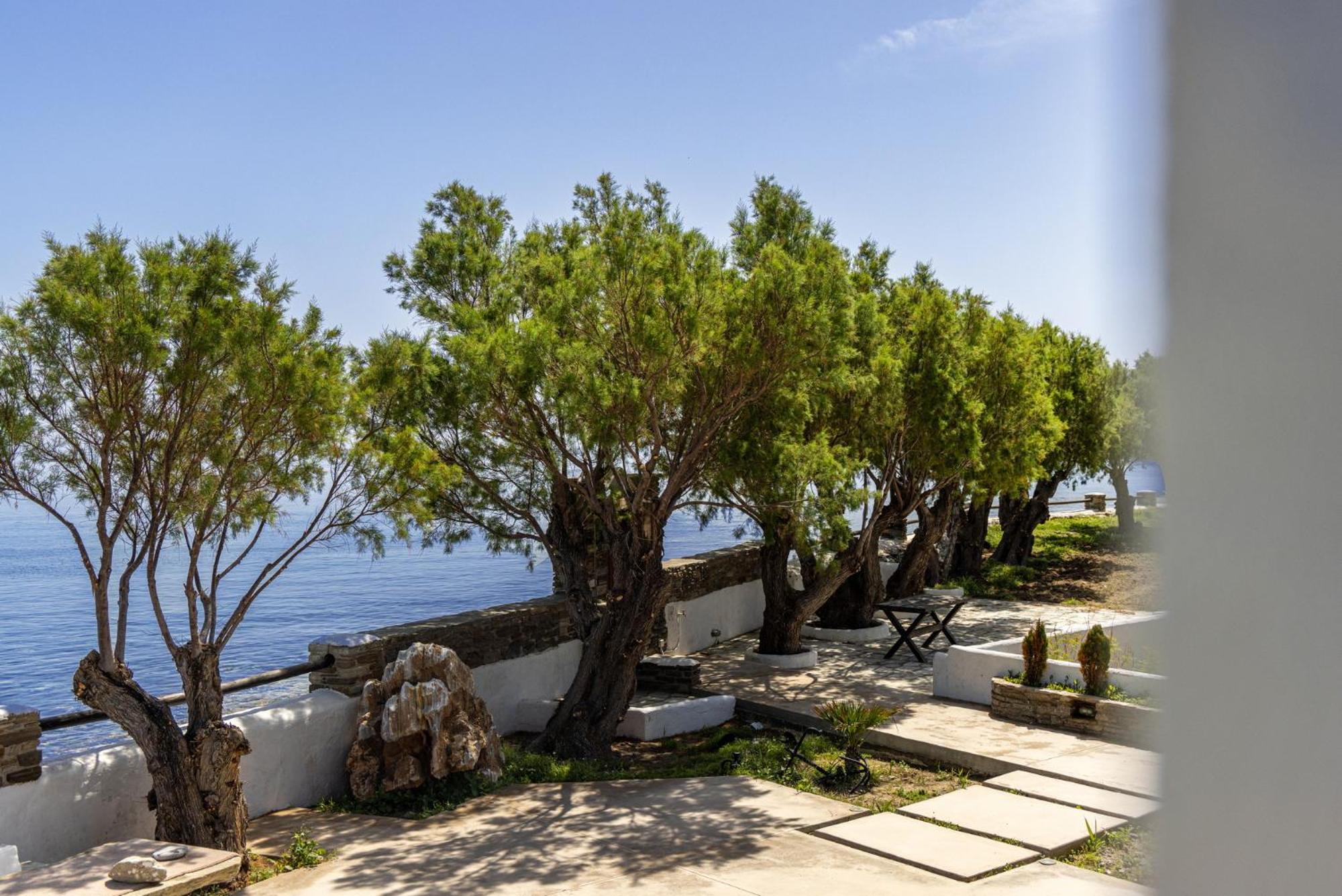 Unforgettable Tinos Complex