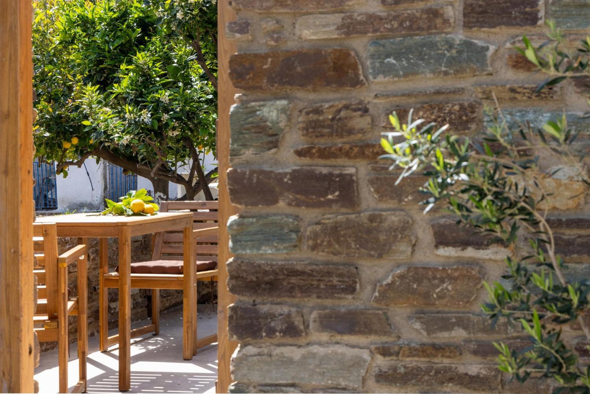 Unforgettable Tinos Complex *